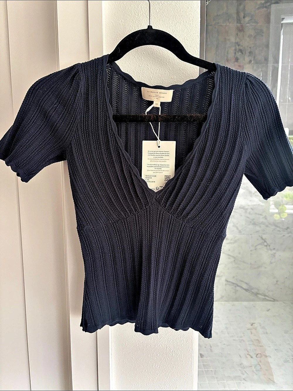 La Maille Sezane Ribbed V-Neck Top in Navy Size XS NWT